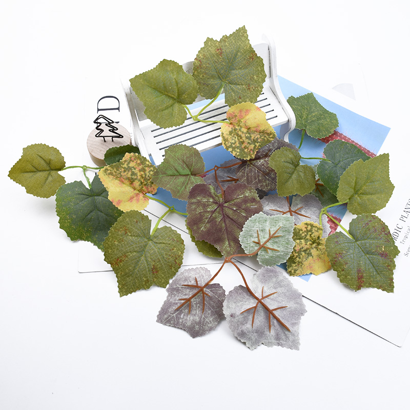 30/100 pcs Silk Maple Leaf Wed - Artificial Hanging Plants recension och pris